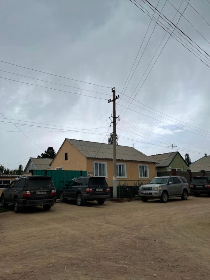 Guesthouse Gulmira Bokonbayevo Eksteriør billede